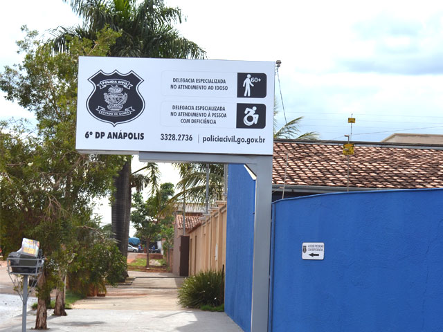 Denúncia anônima evita morte de idoso pelo próprio filho dentro de casa, em Anápolis