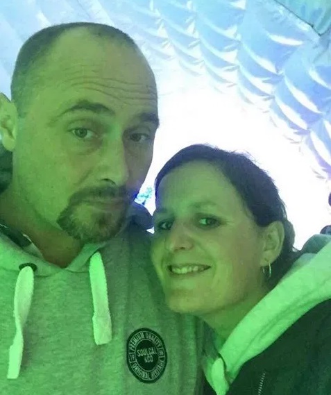 Leanda Fearnley e o marido (Foto: Reprodução)