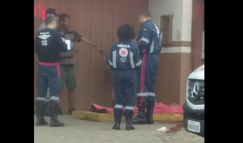 Morador de rua foi encontrado morto pelo irmão, em Anápolis, com pedrada na cabeça