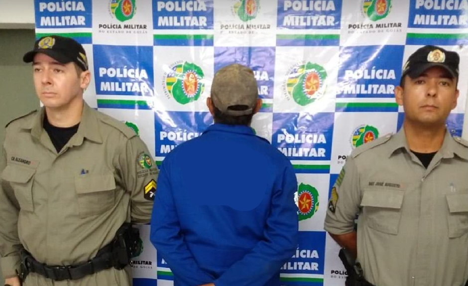 Motorista é flagrado com CNH falsa, em Pires do Rio