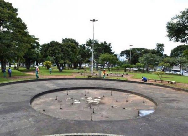 A previsão para a conclusão das obras viárias é de 60 dias. Já as plataformas deverão ficar prontas junto com toda a estrutura do sistema, em outubro de 2020.