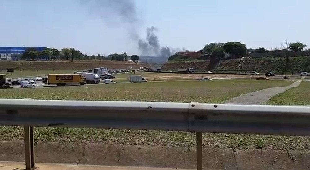 Assalto em Aeroporto de Viracopos deixa dois feridos e fecha rodovia, em Campinas (SP)
