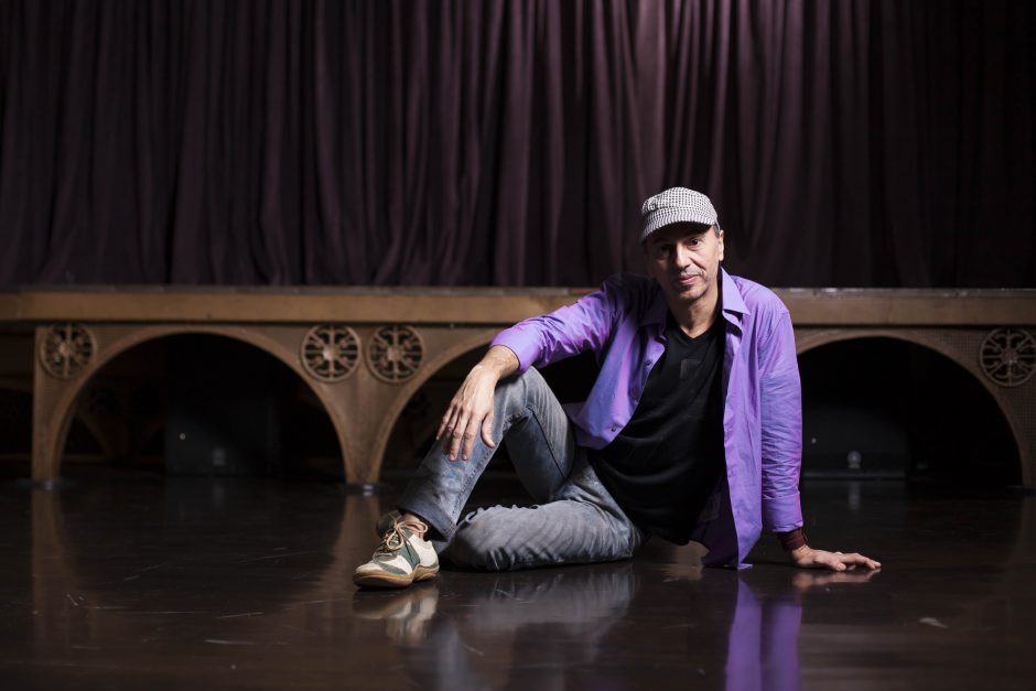 Show de Zeca Baleiro em Goiânia é cancelado