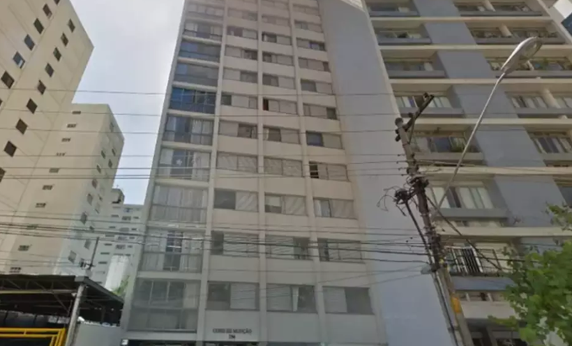 Menino de 12 anos morre após cair do 12º andar de prédio no centro de SP