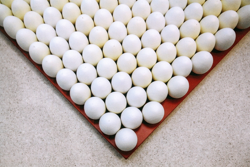 Homem morre após tentar comer 50 ovos em desafio que valia R$ 112