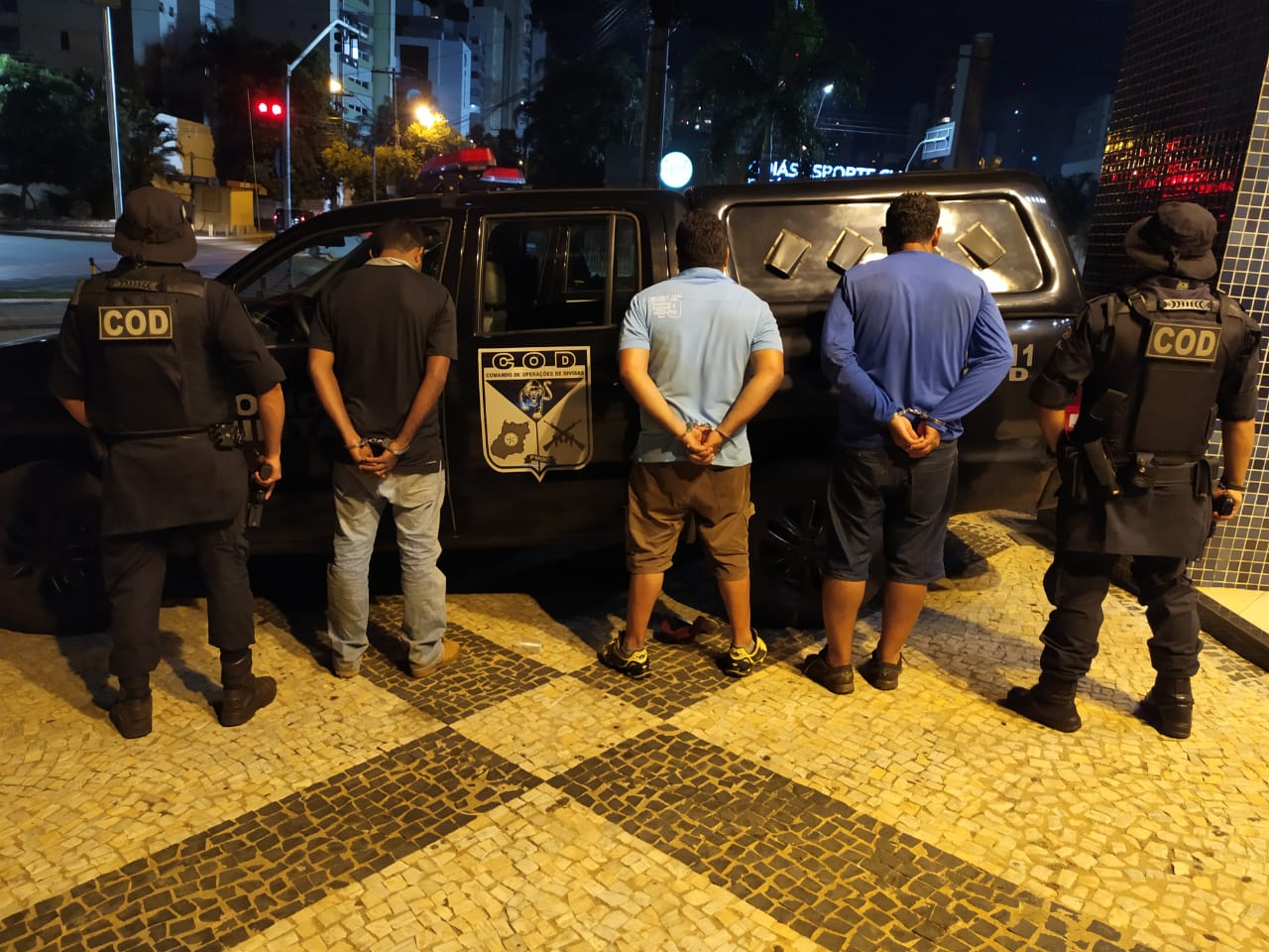 Três homens foram presos por associação criminosa, contrabando e descaminho