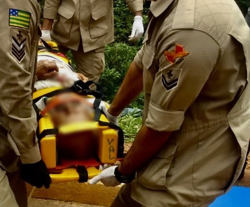 Idoso desaparecido é resgatado próximo a córrego, em Valparaíso