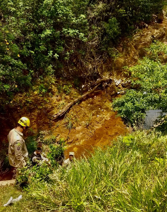 Idoso desaparecido é resgatado próximo a córrego, em Valparaíso