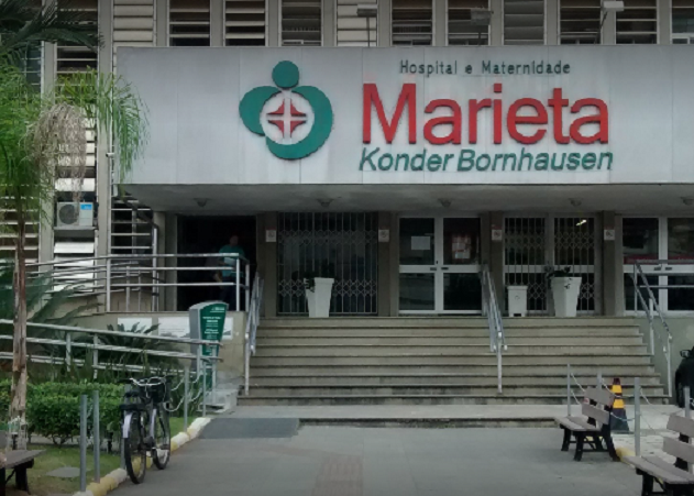 Hospital afirma que agressor avisou ao médico "que não tocasse na mulher quando ele não estivesse por perto". Ele foi preso em flagrante (Foto: Reprodução)