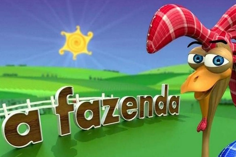 Carro de som manda mensagem a competidores do reality A Fazenda e fãs protestam