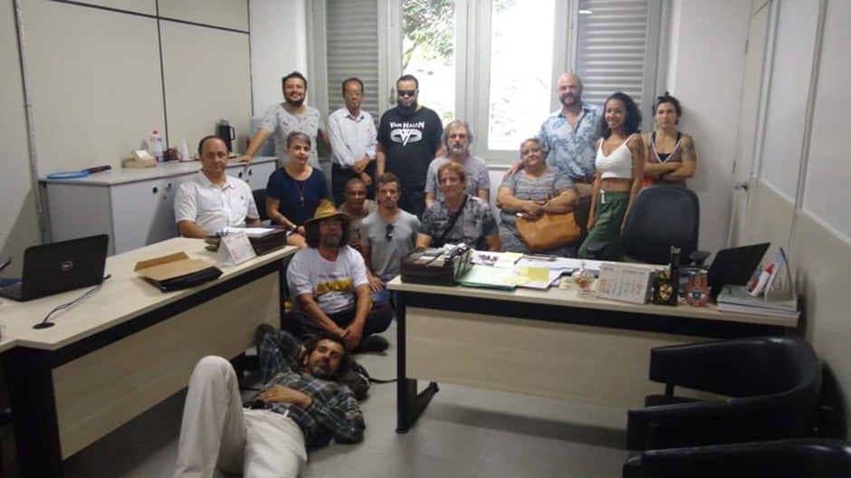 Após não serem recebidos, artistas e produtores culturais vão à sede da Secult solicitar respostas sobre o FAC