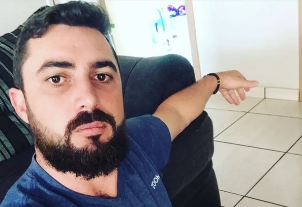 Jackson Furlan, de 29 anos, foi preso suspeito de matar Júlia Barbosa (Foto: Reprodução )