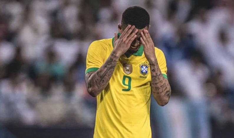 Gabriel Jesus, com uma atuação apagada, foi destaque negativo ao desperdiçar uma penalidade, pouco antes de Messi balançar as redes, depois de também cobrar um pênalti.