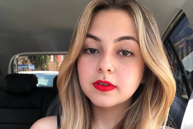 Fui corna aos 14, diz Klara Castanho sobre namoro na adolescência