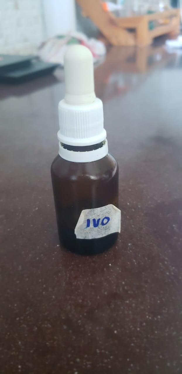 Medicamento feito a partir da maconha usado por "seu Ivo" (Foto: Arquivo Pessal)