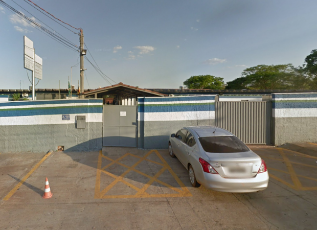 Pais e estudantes denunciam problemas em direção de colégio militar de Goiânia