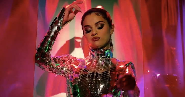 Selena Gomez divulga data de lançamento do novo álbum