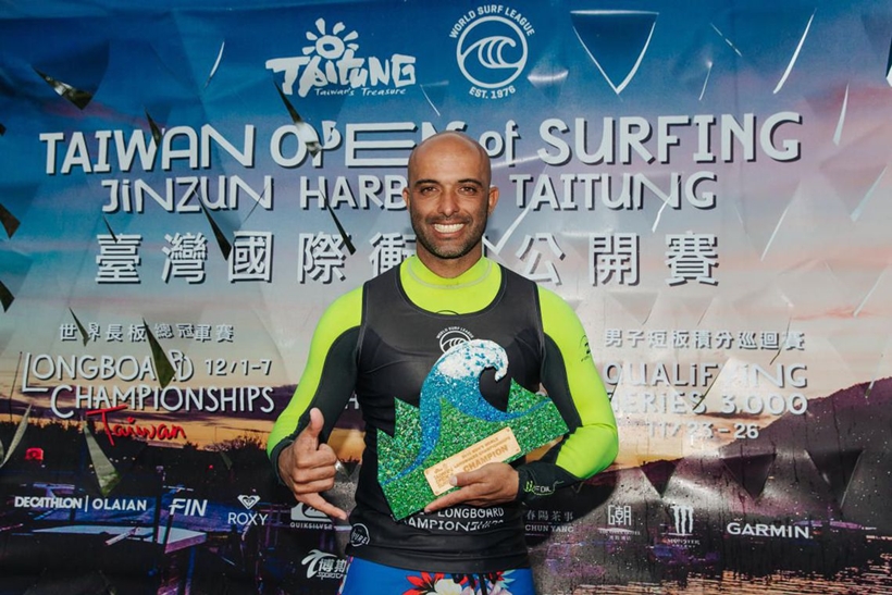 Brasileiro conquista última etapa do Circuito Mundial de Longboard