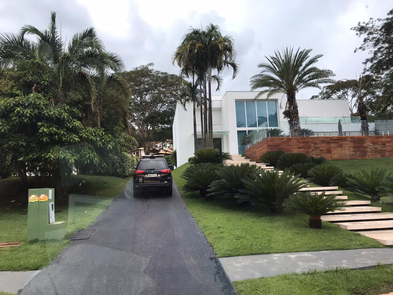 Fiscal agropecuário e diretor financeiro de frigorífico são presos, em Goiânia