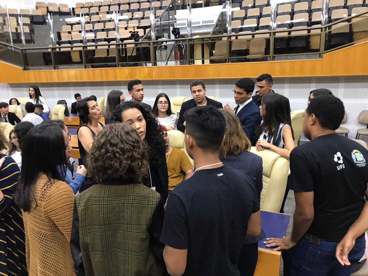 Câmara de Vereadores dá início ao Politizar Goiânia para integrar jovens à política