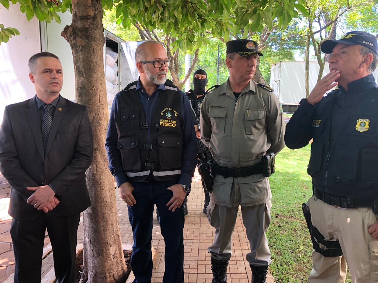 Ação conjunta possibilitou prisões e apreensões (Foto: Áulus Rincon/Mais Goiás)