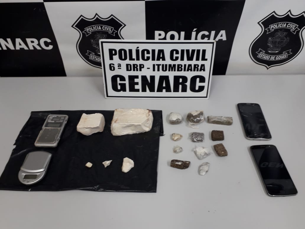 Um homem suspeito de tráfico de drogas foi preso após tentar agredir policiais, derrubar muro e ser alvejado no abdômen, em Itumbiara. (Foto: Divulgação/PC)