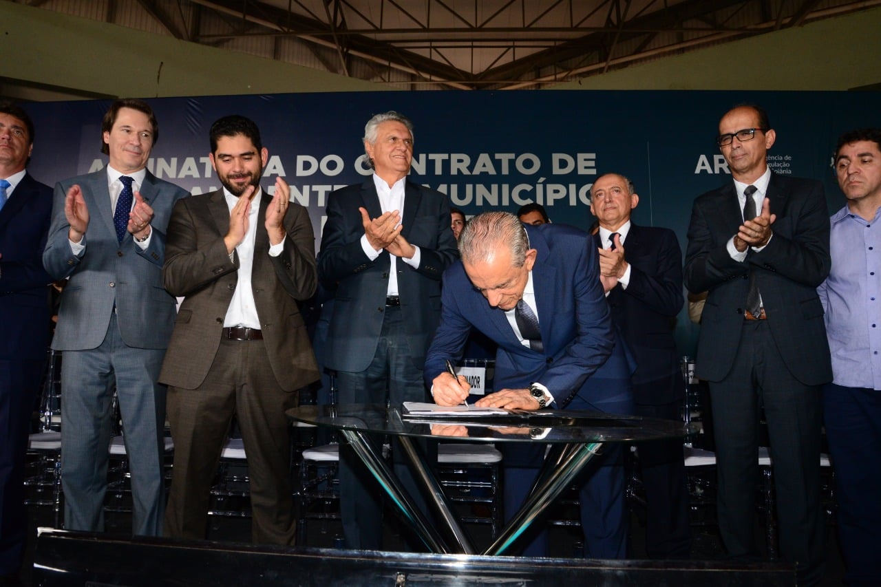 Contrato entre Saneago e Prefeitura é renovado por mais 30 anos