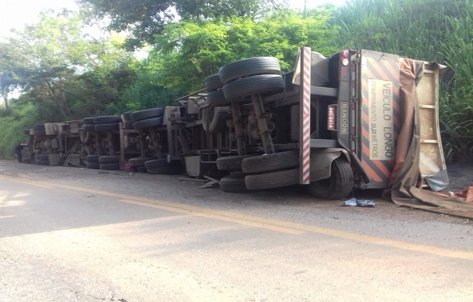 Criança e avô que sofreram acidente em Ceres passam bem (Foto: PRF/ Divulgação)

