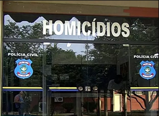 Polícia prende dupla suspeita de matar homem esfaqueado em Goiânia