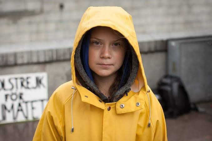 Prefeito de Manaus pede ajuda a Greta Thunberg para combater Covid-19