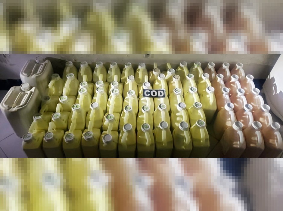 Produto era transportado no interior de um carro de passeio; Motorista foi preso pela compra e transporte dos agrotóxicos (Foto: Divulgação / PM)