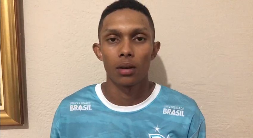 Um homem foi preso suspeito de assassinar um membro de uma facção criminosa rival para assumir o controle do tráfico de drogas em Goiânia. (Foto: Divulgação/PM)