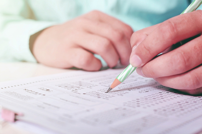 O governador João Doria (PSDB) anunciou que os 3,5 milhões de alunos da rede estadual de São Paulo terão aulas ao vivo na televisão aberta. (Foto: F1 Digitals/Pixabay/Reprodução)