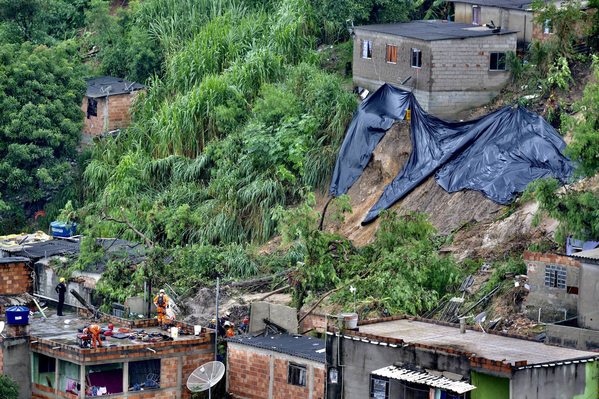 Dez cidades mineiras enfrentam efeitos da seca em meio à chuva