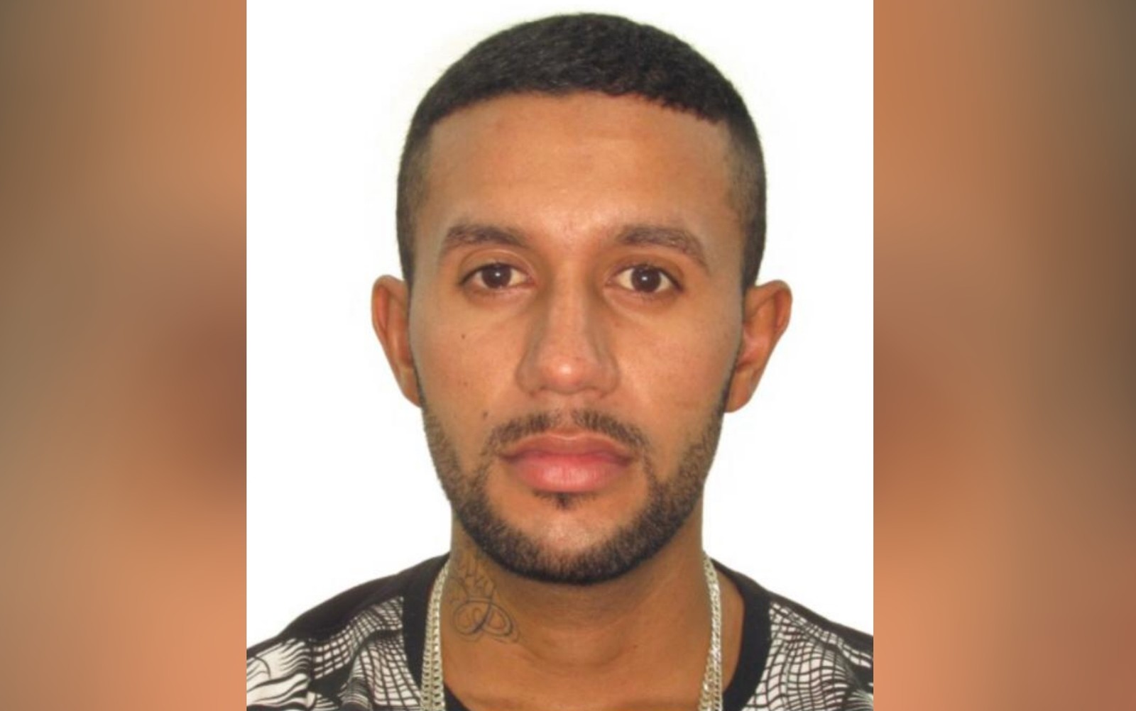 Patrick Soares da Silva, de 27 anos, foi morto com tiros na cabeça e nas costas (Foto: Divulgação / PC)