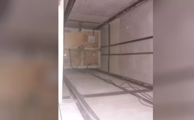 Queda de elevador deixa três feridos em Goiânia (Foto: TV Anhanguera/ Reprodução)