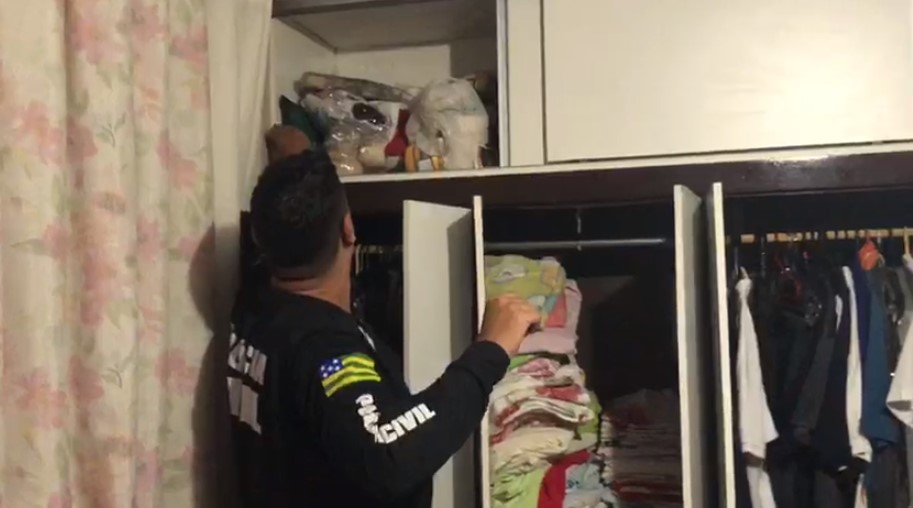 Oficial de cartório de Rio Verde fazia parte de quadrilha que falsificava documentos e vendia carros locados em São Paulo