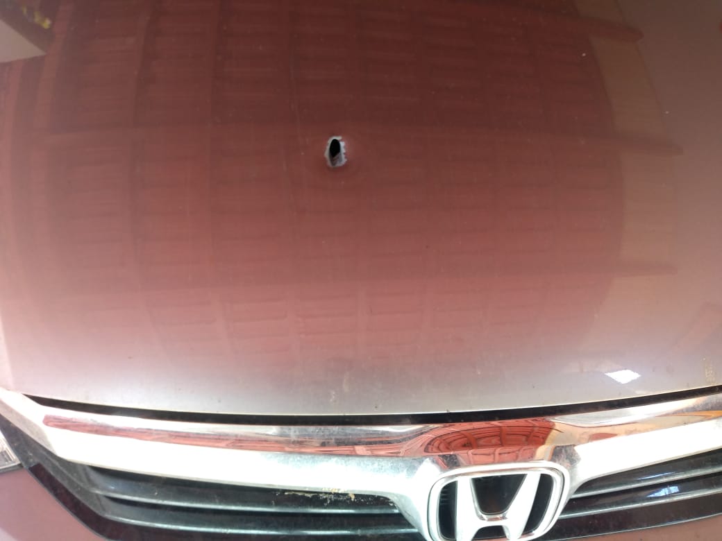 Portão da residência de vereador de Goiatuba é alvo de cinco tiros