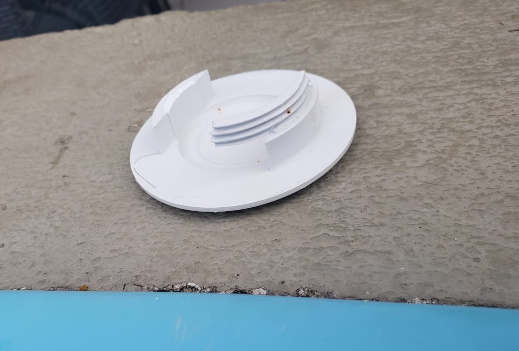 Brasiliense de 11 anos tem cabelo sugado em piscina e é salva pelo pai, no RN