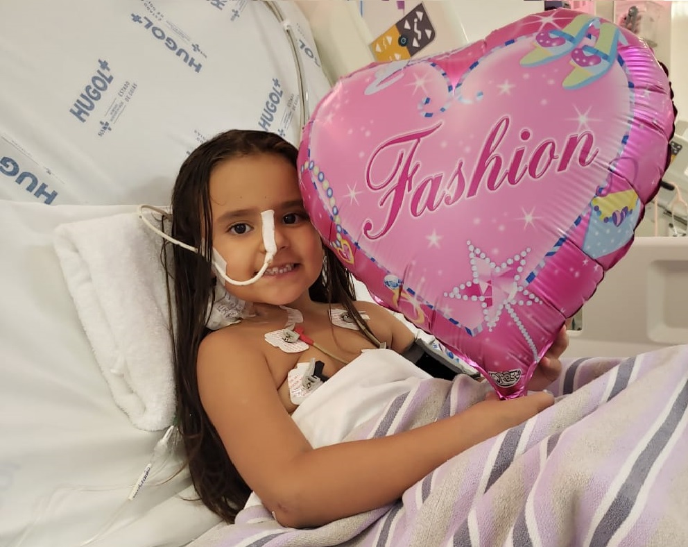 Melhora o estado de saúde de menina que caiu de toboágua em Catalão