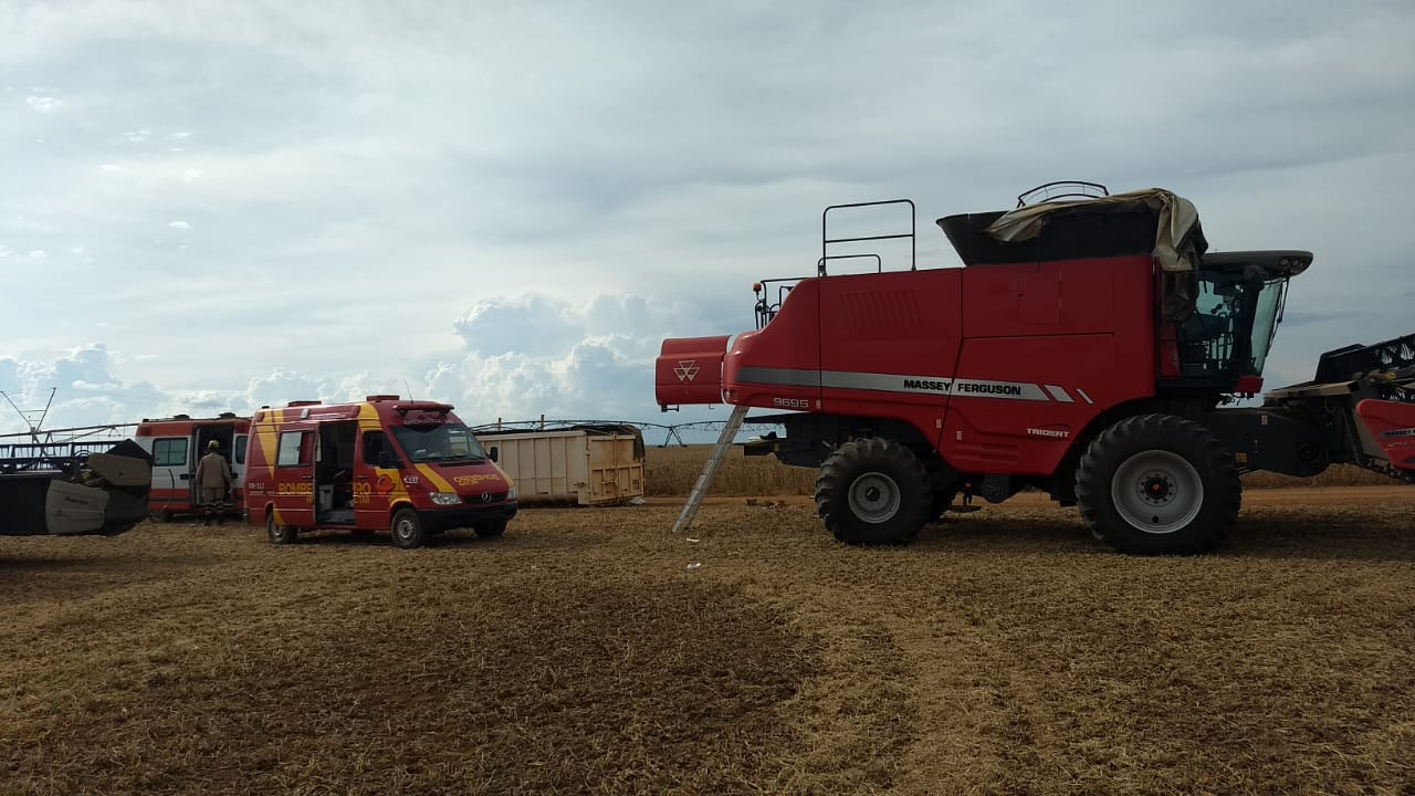 Homem tem perna amputada em colheitadeira, em Luziânia