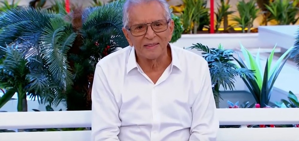 Humorista Carlos Alberto de Nóbrega é internado com arritmia em São Paulo