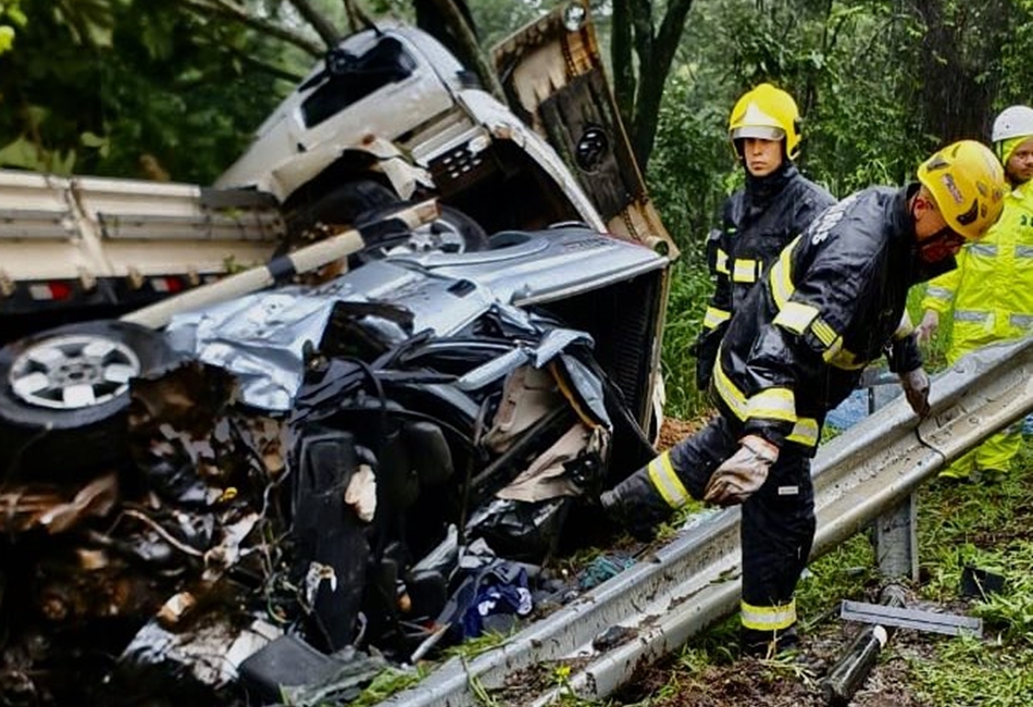 (Foto: Reprodução/Bombeiros)
