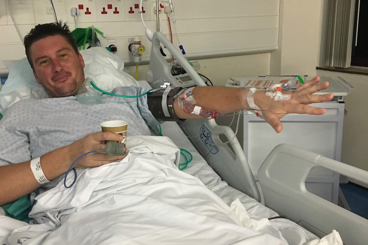 Britânico opera o coração por causa de pipoca grudada no dente