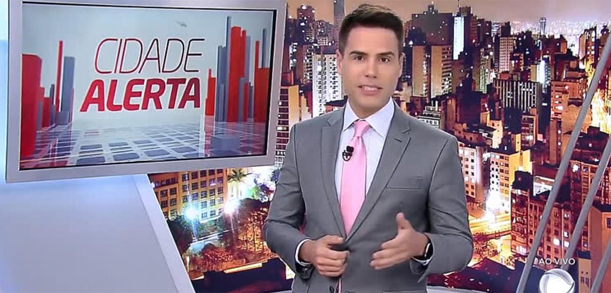 Mulher surta e chora ao vivo no Cidade Alerta ao descobrir quem matou sua filha
