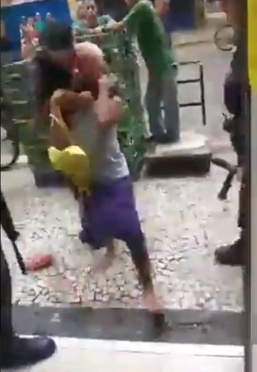 Professor da rede municipal é preso após questionar ação da PM do Rio