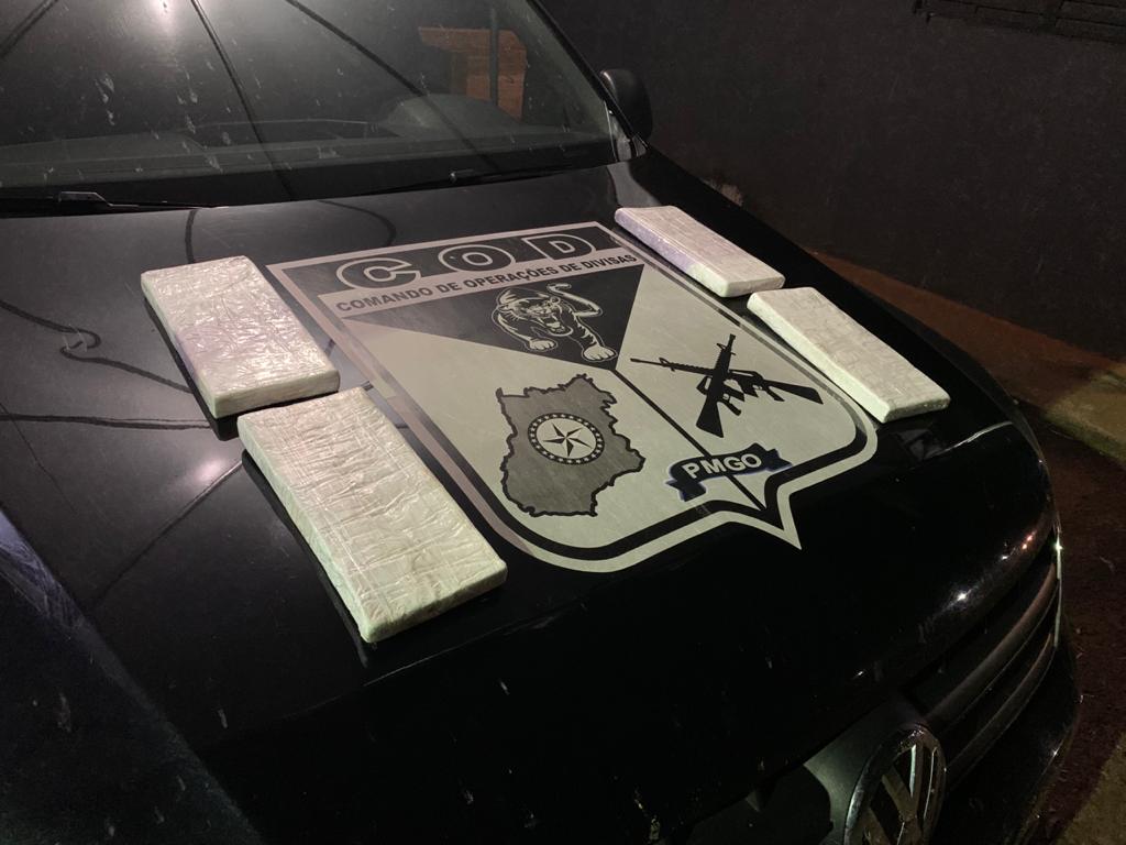 Paraguaia é presa com R$ 200 mil em cocaína, em Cachoeira Alta