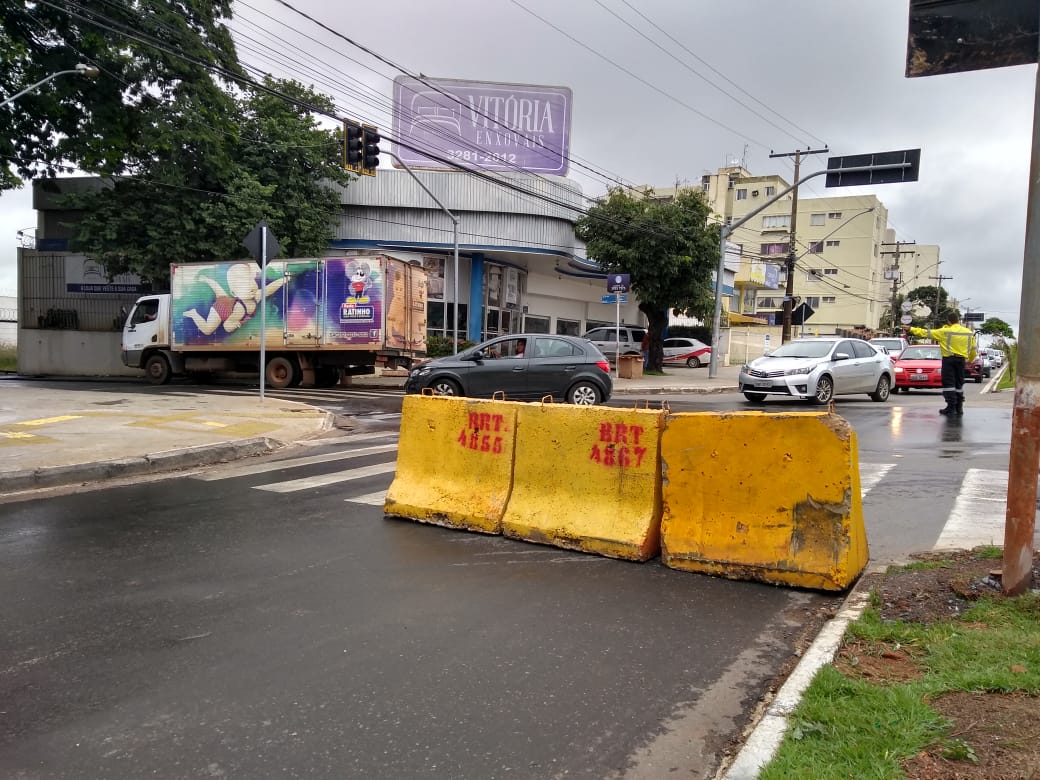 Com chuvas, liberação do trânsito na Praça do Cruzeiro deve ser adiado