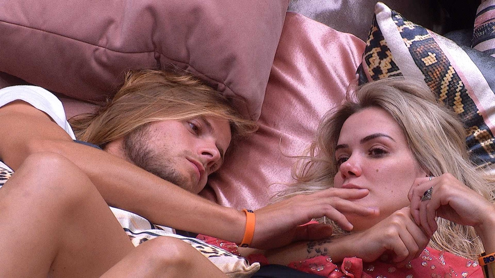 Após a saída de Daniel do BBB20 com alta rejeição, Marcela revelou que o namorado 'errava o buraco' embaixo do edredom. (Foto: Divulgação/TV Globo)