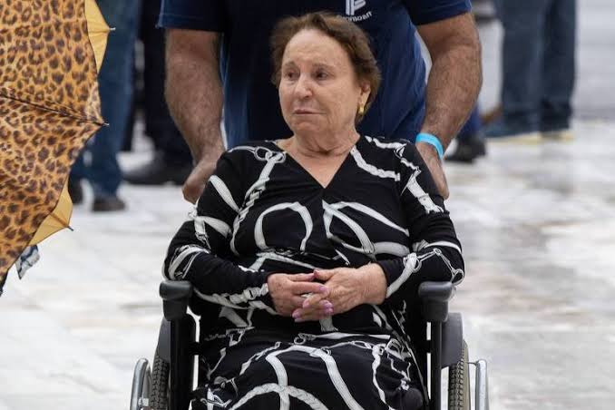 "Gugu e Rose nunca tiveram nada um com o outro", diz mãe do apresentador